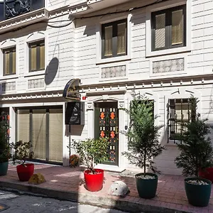 villa-pera-suite-hotel-special-class.istanbul-turkeyhotels.com/