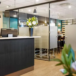 first-hotel-solna.find-stockholm-hotels.com/